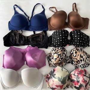 Lot of 8 bras 38D